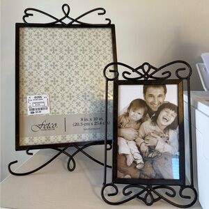 Picture frame set of two.